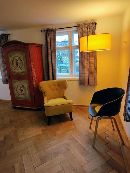 Ferienwohnung Resl - Geschmackvoll Renoviert & Zentral Im Historischen Schindelhaus Oberstaufen Eksteriør bilde