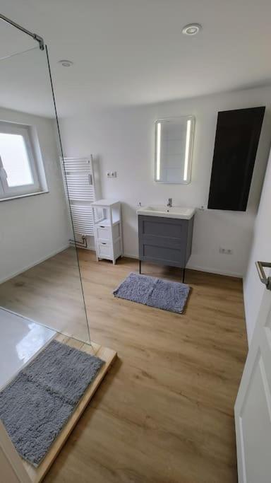 Ferienwohnung Resl - Geschmackvoll Renoviert & Zentral Im Historischen Schindelhaus Oberstaufen Eksteriør bilde