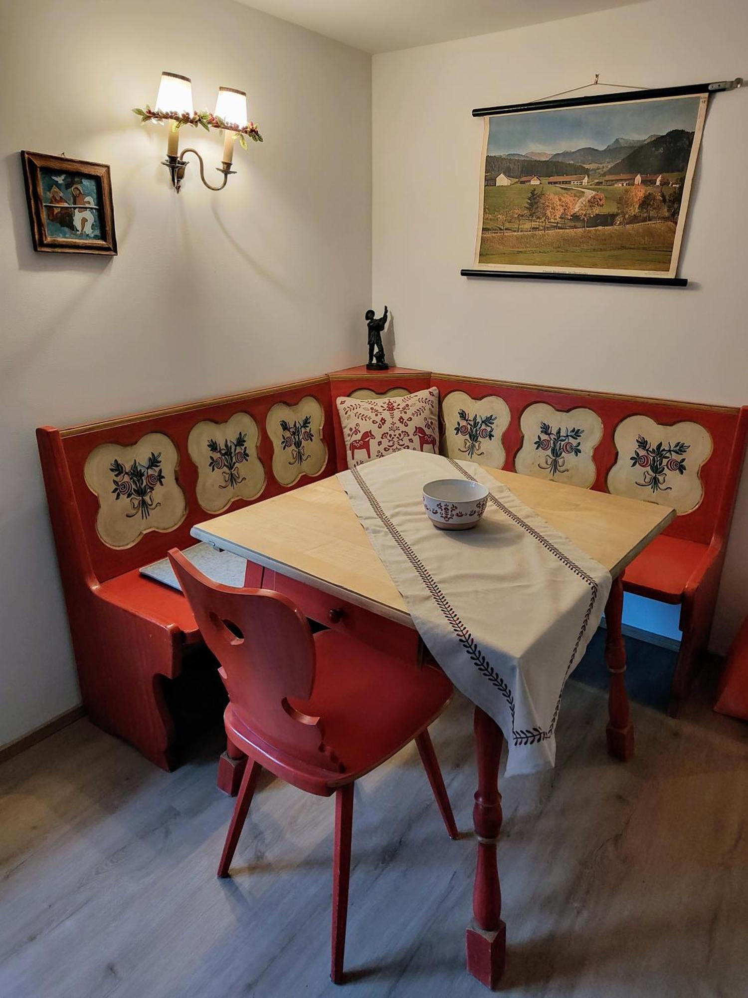 Ferienwohnung Resl - Geschmackvoll Renoviert & Zentral Im Historischen Schindelhaus Oberstaufen Eksteriør bilde